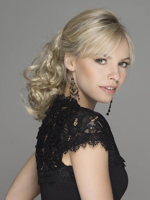 Spumante by Ellen Wille