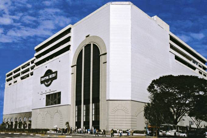 https://vejasp.abril.com.br/estabelecimento/shopping-metro-santa-cruz/