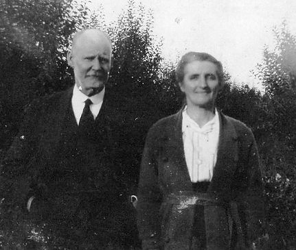 Donald & Rose Grant (Waddell)_edited.jpg