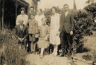 The Lyndhurst McNeillys 1928. Samuel and