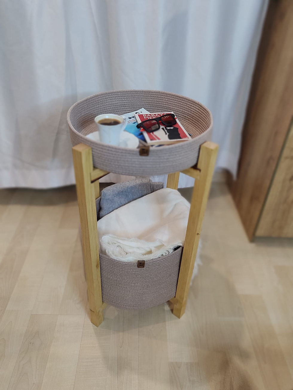 Küçük resim: BOHEM SEHPA, ORGANİZER SEHPA, YAN SEHPA