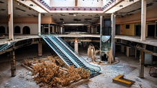 The Death of the Shopping Mall: WestShore Plaza Tells Us About Tampa's Future