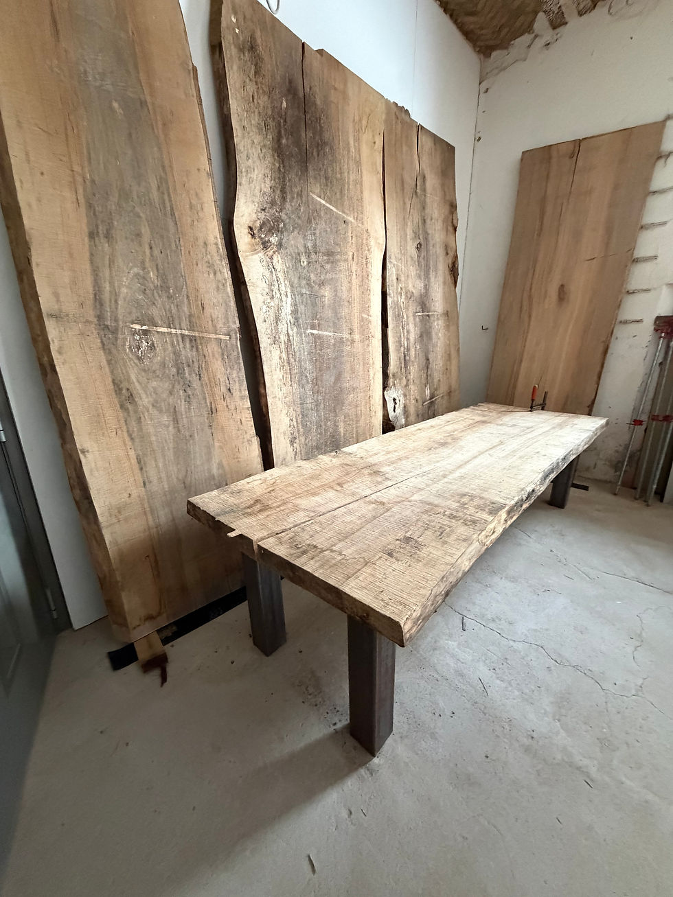 Buchebohle Baumtisch Monolith Buche XXL sehr breit kammergetrocknet