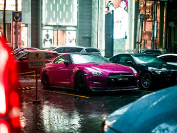 Building entrance without canopy exposed to heavy rain in Malaysia
