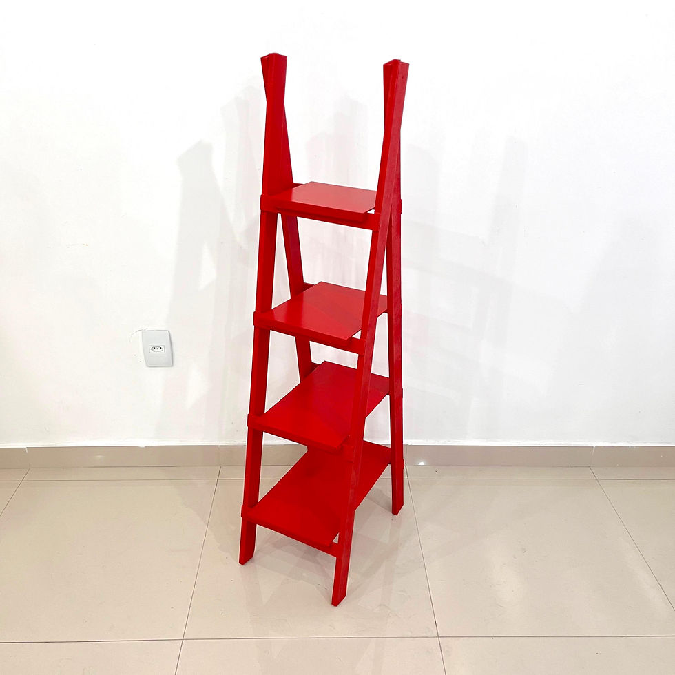 Estante Escada Vermelha