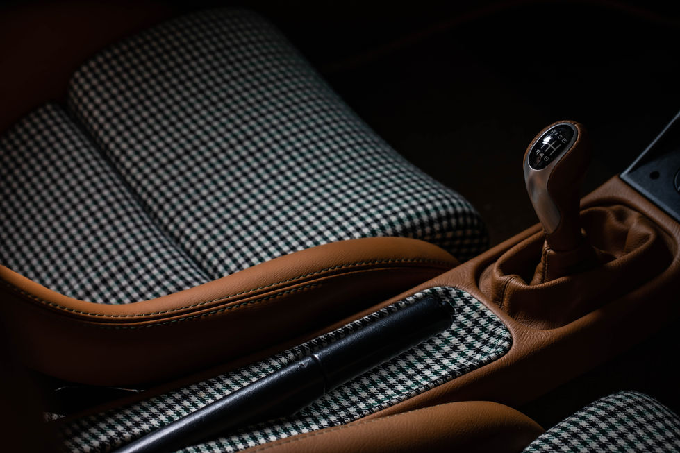 Porsche 911 Dark Green 47.JPG