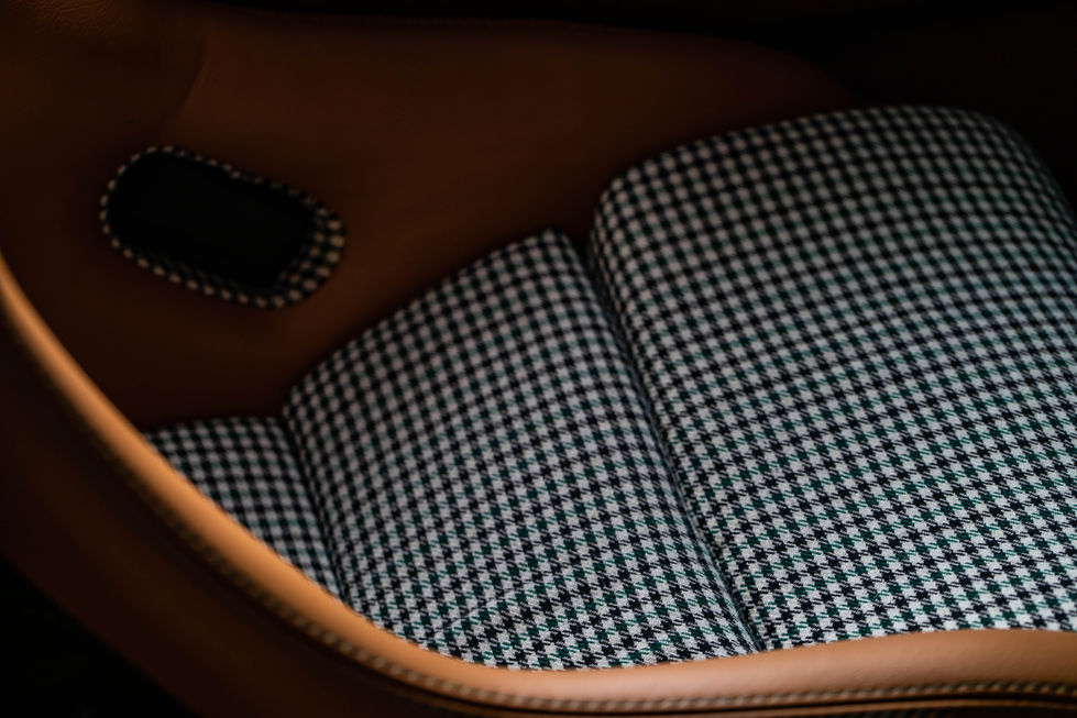 Porsche 911 Dark Green 46.JPG