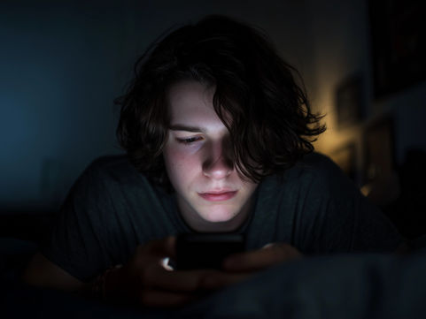 Louis Theroux Went Inside the Manosphere. Here's What He Missed.