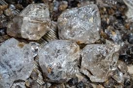 Nunderite, Nundoorite, Spiritual Growth, using gemstones, self-esteem boosting, Take Time For You, heal anxiety, using crystals, Information, how to buy crystals, insomnia, Crystals can heal you, heal the past, heal yourself, how to know which crystal is right for you, self-help, self-healing, gemstones, Psychic Development, Heal With Crystals, get over past relationships, how to know which crystals to buy, self-worth boosting, how to choose crystals, heal emotional abuse, self-love, gems, #foryoupage, #foryou, 21 symptoms that you can heal with gemstones, self-nurturing, crystals, For You, PMCM, #PMCM, Psychic Medium Christine Marie, #psychicmediumchristinemarie, PsychicMediumChristine.com, Psychic Medium, #psychicsofinstagram, #psychicsoffacebook, #psychicmediumsofinstagram, #psychicreader,