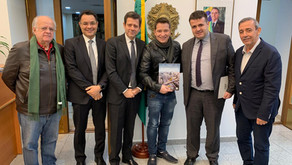 Edição City’s Book é entregue no 1º Fórum Municipal Internacional BRICS - Rússia 2019