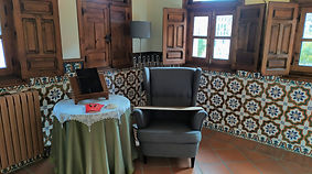SILLA DE JOSE LUIS SAN PEDRO (1).jpg