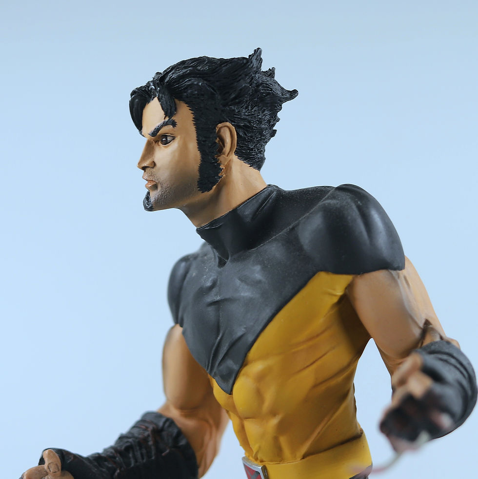 Thumbnail: Wolverine Ultimate Bust Special Edition Bloody Claws (500 Pieces Only) with Box