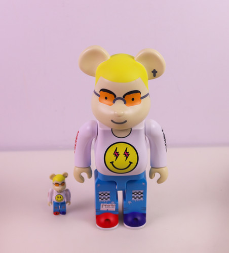 J. Balvin Bearbrick 400% and 100% Medicom New with Box