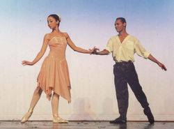 309105_417375194991394_691036452_n_417375194991394