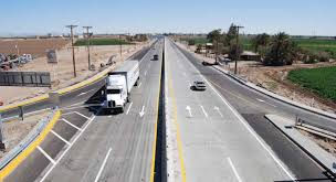 Reconstrucción carretera de cuatro carriles en Aeropuerto Internacional de Aguascalientes