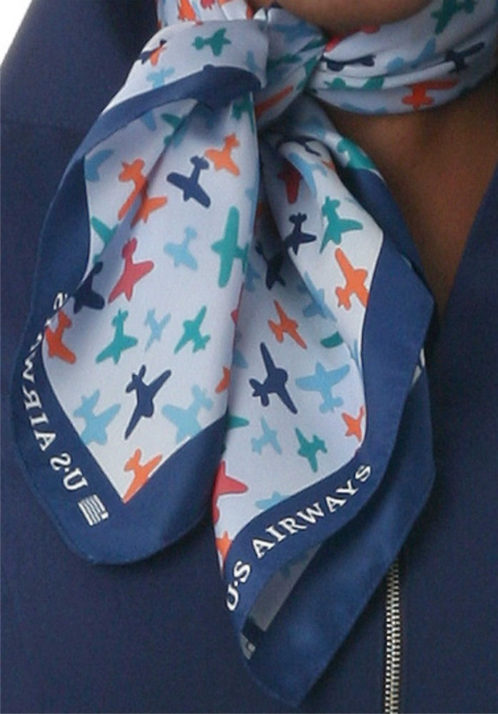 Miniatura: The Signature Scarf