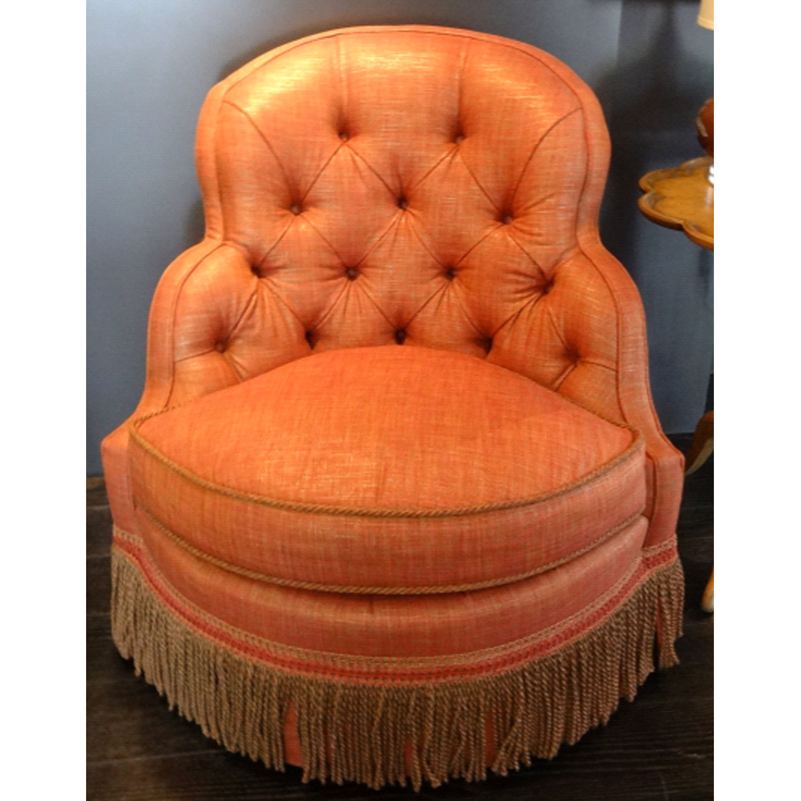 Century Furniture 橘色單人休閒椅