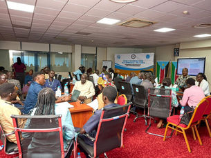 Participants engage in a collaborative session during the EW4ALL group discussion, focusing on improving early warning systems for enhanced communication and preparedness.