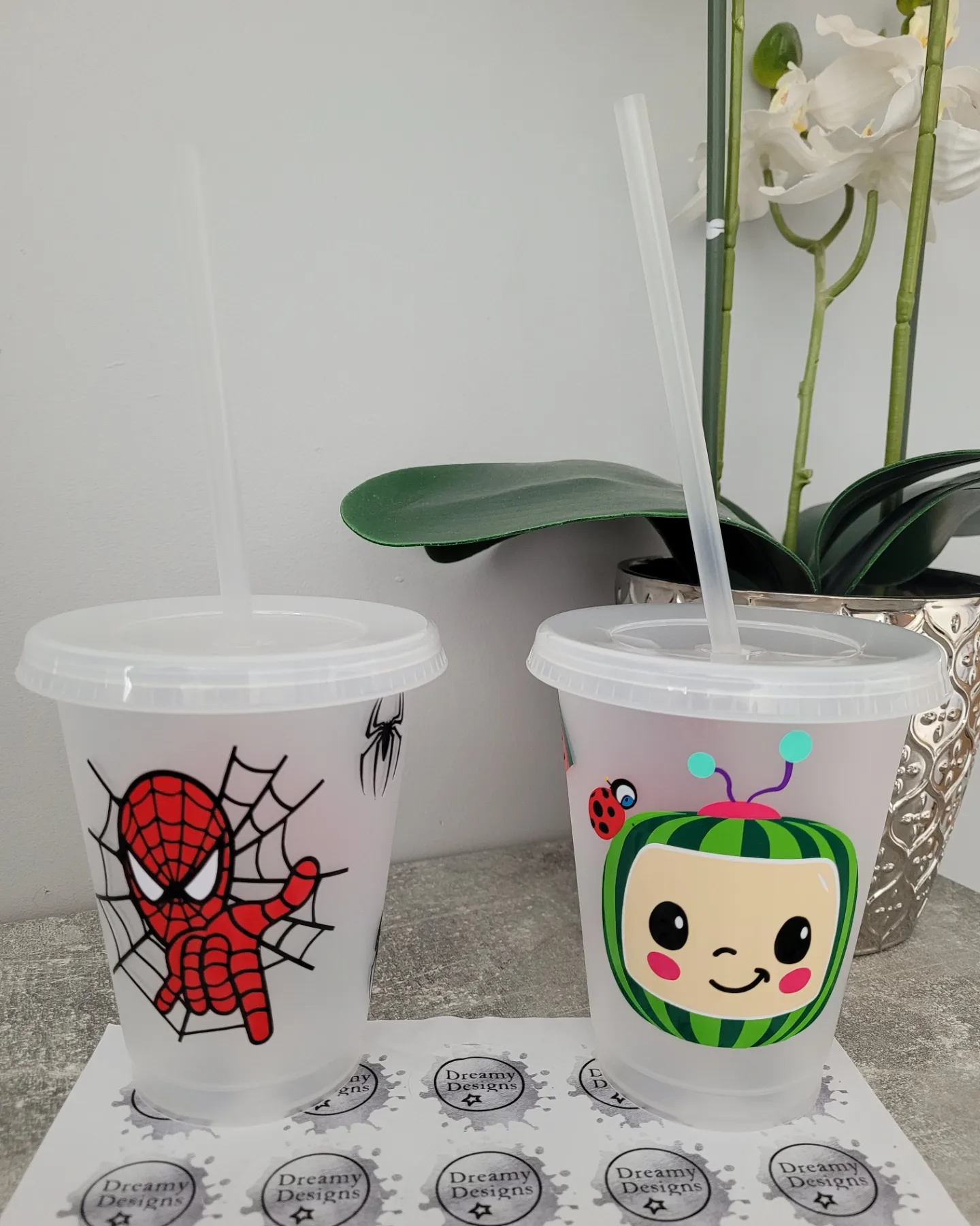 Small character cold cup 