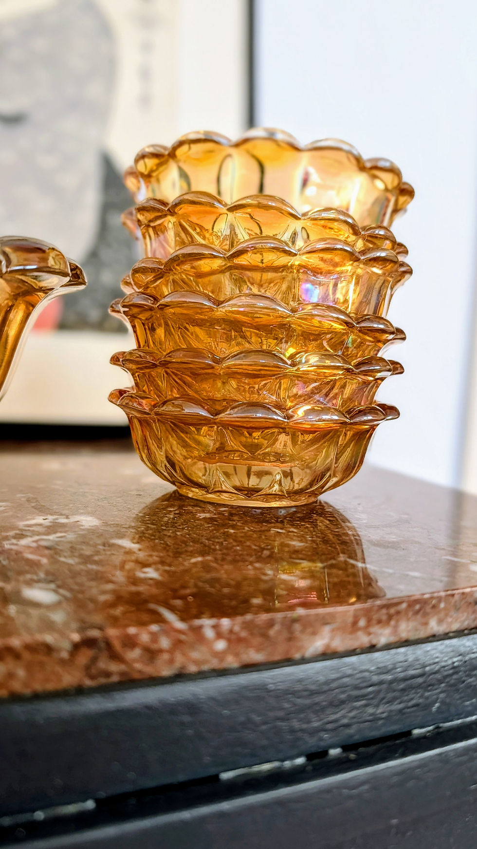 Miniature : SERVICE À  DESSERT "VINTAGE  EN VERRE TEINTÉ"