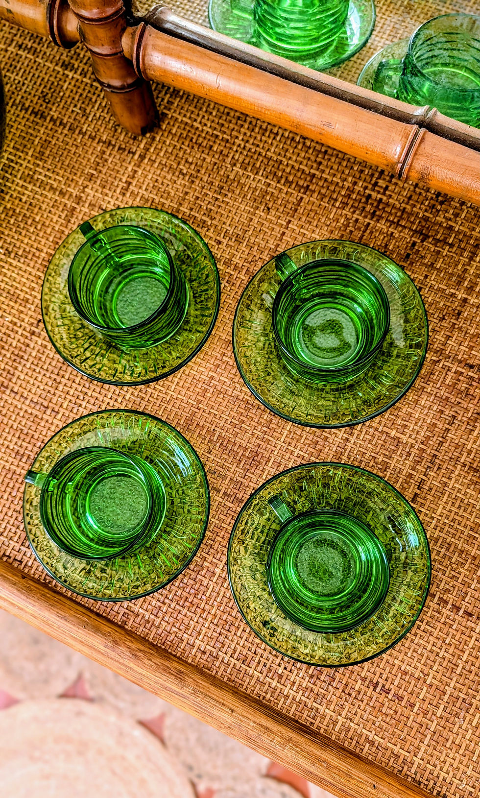 Miniature : LOT DE 4 TASSES À CAFÉ ET SOUCOUPES "VÉRÉCO"
