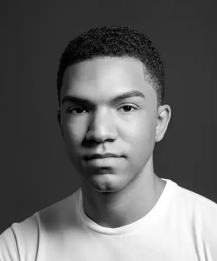 Abreu_Victor_BW_Credit_Erin_Baiano_crop.webp