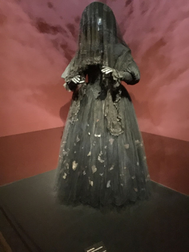 crimson peak