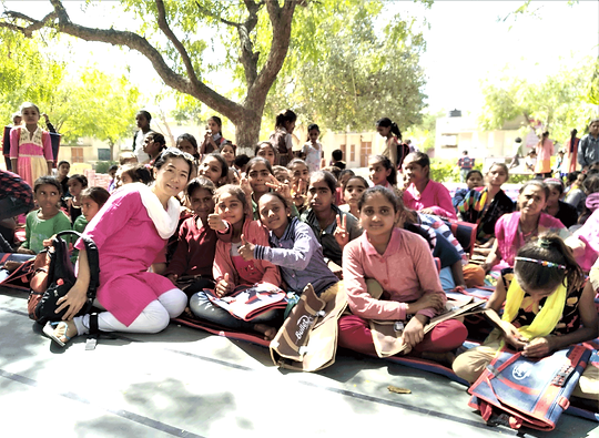 Tomo_Kawane_supports_rural_girls_India_2019