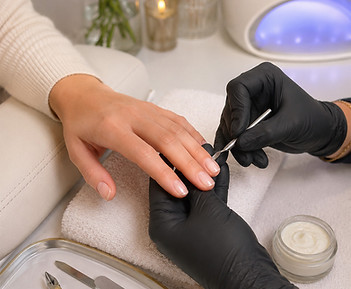 9.BIAB on Natural Nails + Manicure.jpg