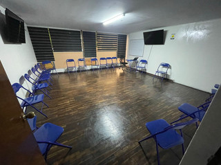 Sala de Capacitación Aramburu.jpeg