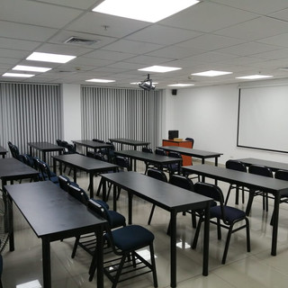Sala de capacitacion en Arenales