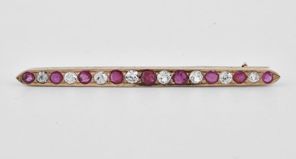 Thumbnail: Antique Edwardian 18ct Gold Spinel Bar Brooch