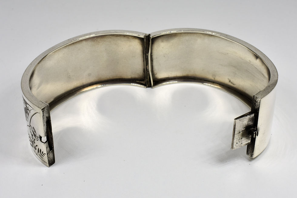 Thumbnail: Antique Victorian Solid Silver Aesthetic Hinged Bracelet, c1890
