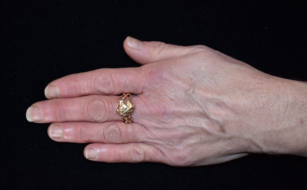 Thumbnail: Antique Victorian 9ct Rose Gold Novelty Horses Head Puzzle Ring