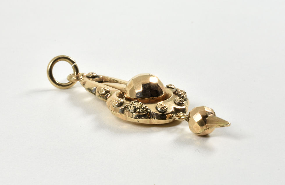 Thumbnail: Antique Victorian 9ct Gold Pendant, c1880