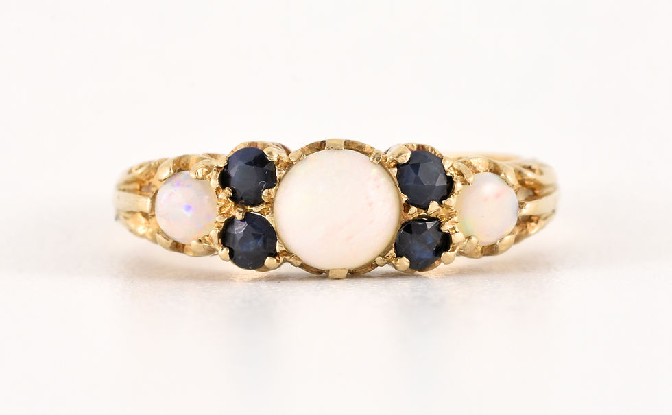 Vintage 9ct Gold Sapphire Opal Ring