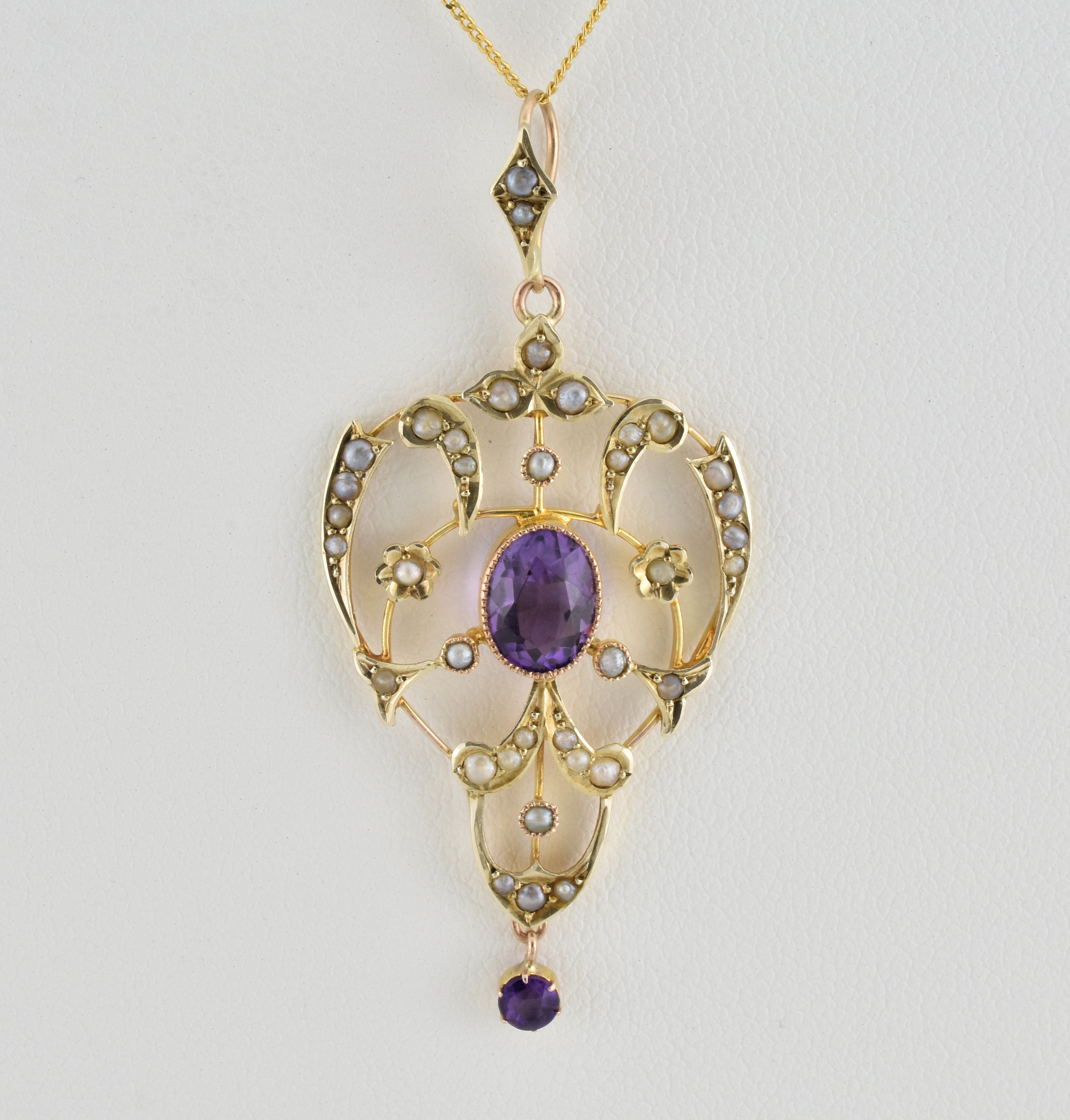 Antique Victorian 9ct Gold Amethyst Lavalier Pendant c1880
