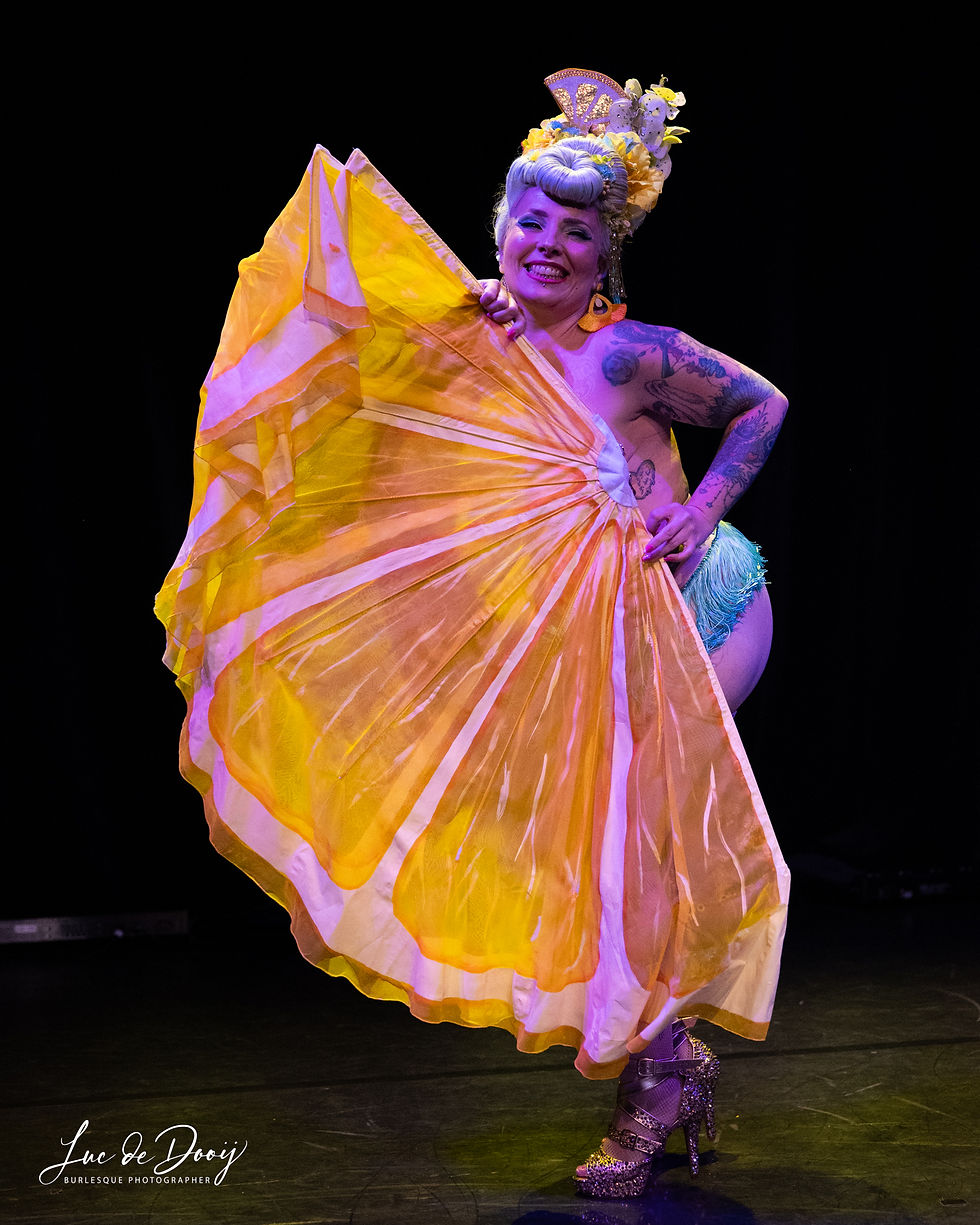 X-Squeeze it @ Dutch Burlesque Festival, Utrecht, Pays-bas