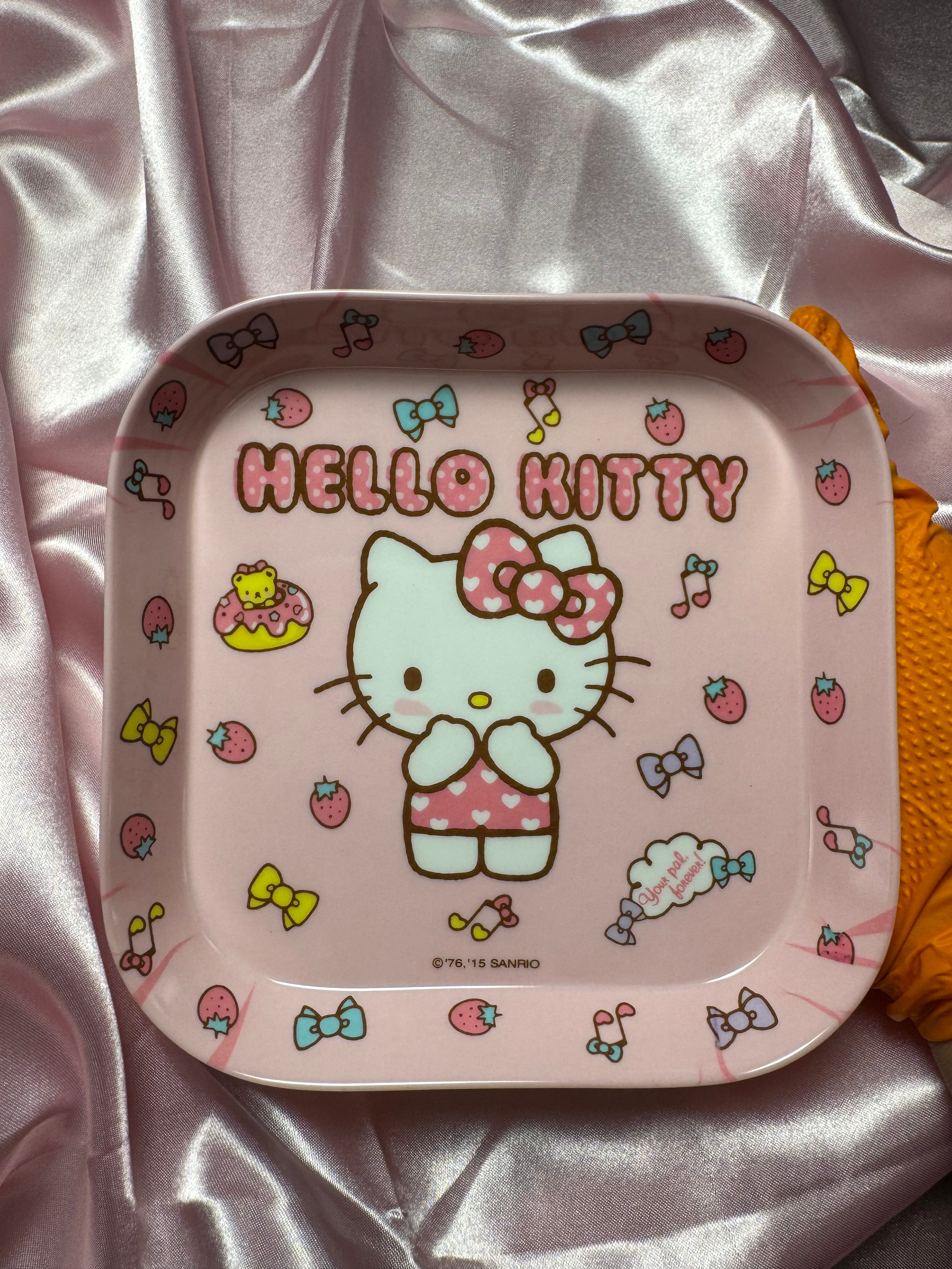 Hello kitty rolling tray 