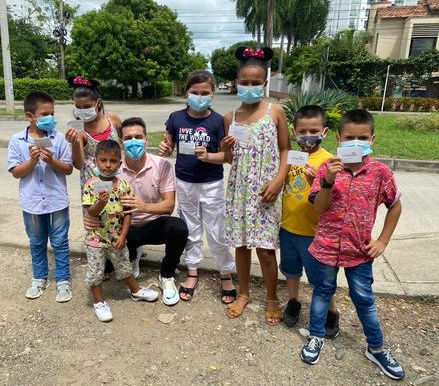 Alcalde de Montería inspeccionó jornada de vacunación de niños entre 3 y 11 años