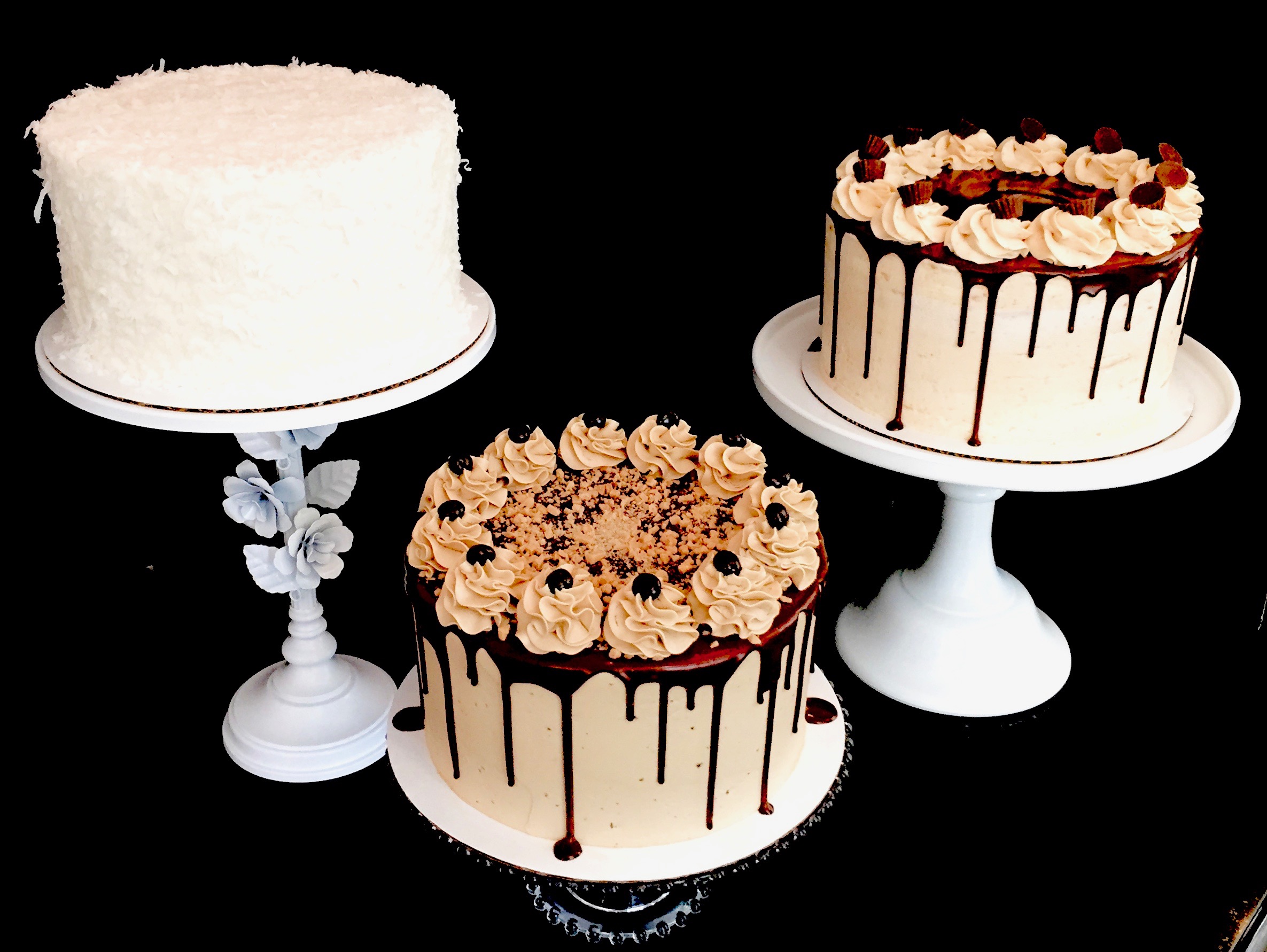 8_ Dessert Cake Display