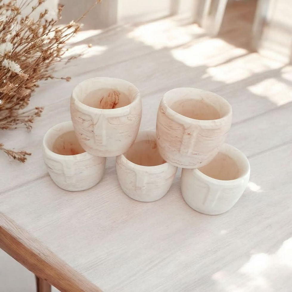 Sculpture vase ZEN | Jesmonite | Marbrage terracotta