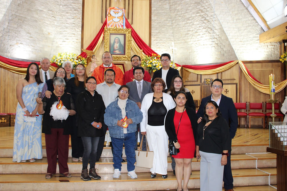 72 jóvenes recibieron el Sacramento de la Confirmación en la Parroquia San Ignacio de Loyola – Solanda