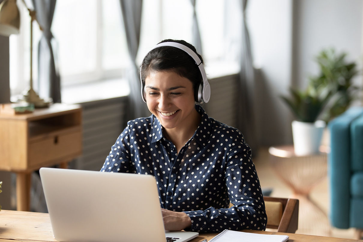 Girl at computer (1).jpg