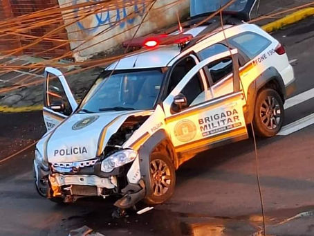 Viatura da BM se envolve em acidente em Cruz Alta