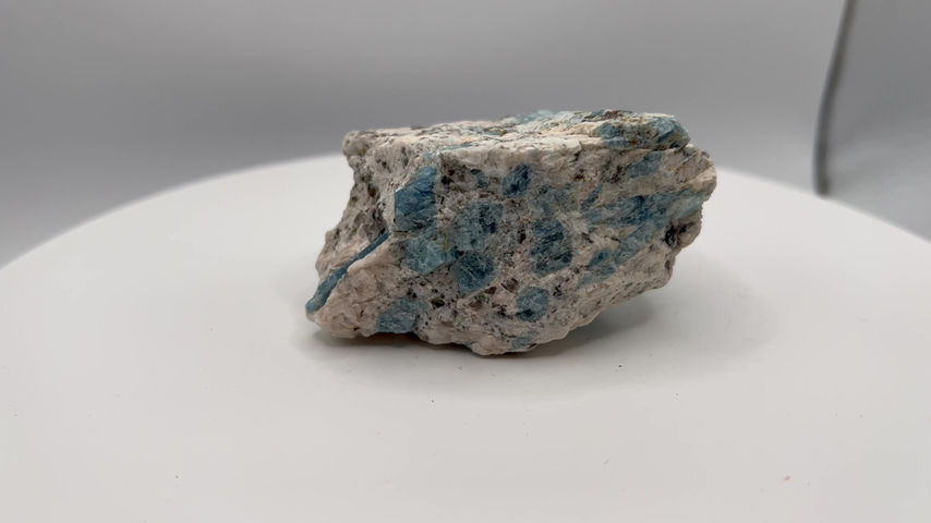 Thumbnail: Pegmatite with aquamarine 