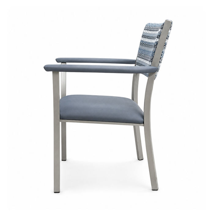 dor-val-rembourrage-montreal-residence-senior-living-mobilier-furnitures-custom-made-sur-m.jpg