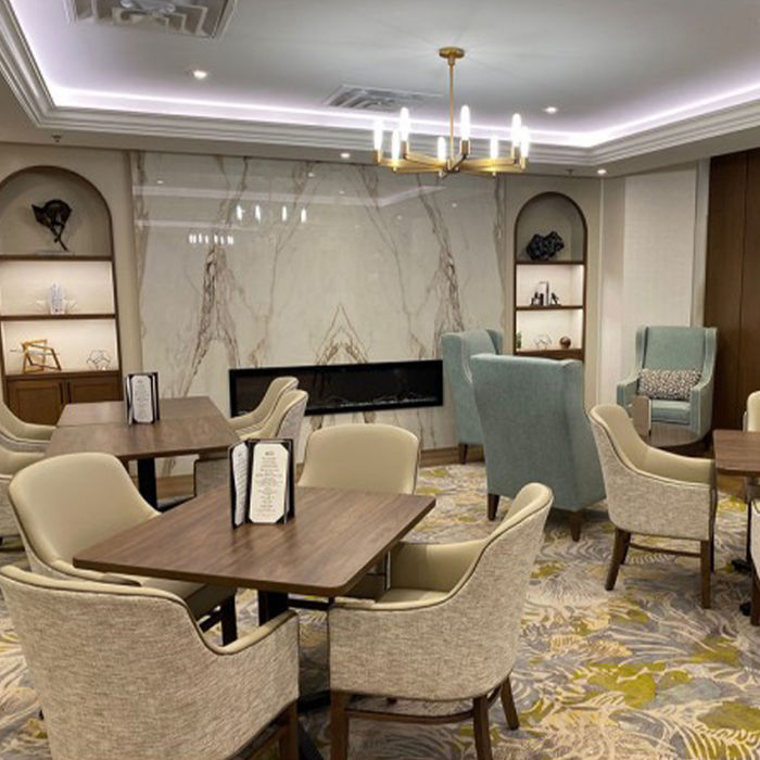 dor-val-rembourrage-montreal-residence-senior-living-mobilier-furnitures-custom-made-sur-m.jpg
