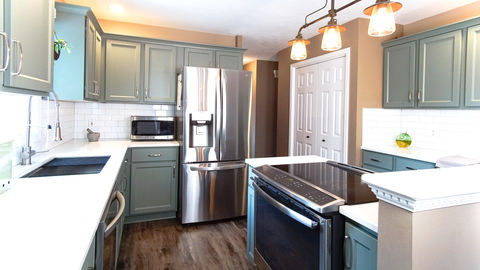 Final look of the Rockford Kitchen Reface project.