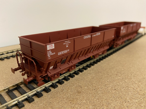 Set de 2 wagons Trémies DM + DMH - Ls Models 31109 - REHON / S.G.T.R Set de 2 wagons Trémies DM + DMH - Ls Models 31109 - REHON / S.G.T.R